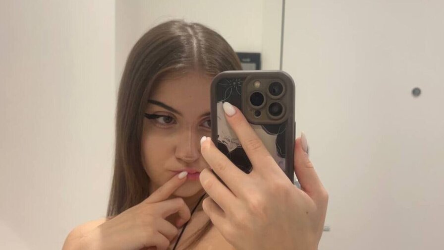 LaraFeld
