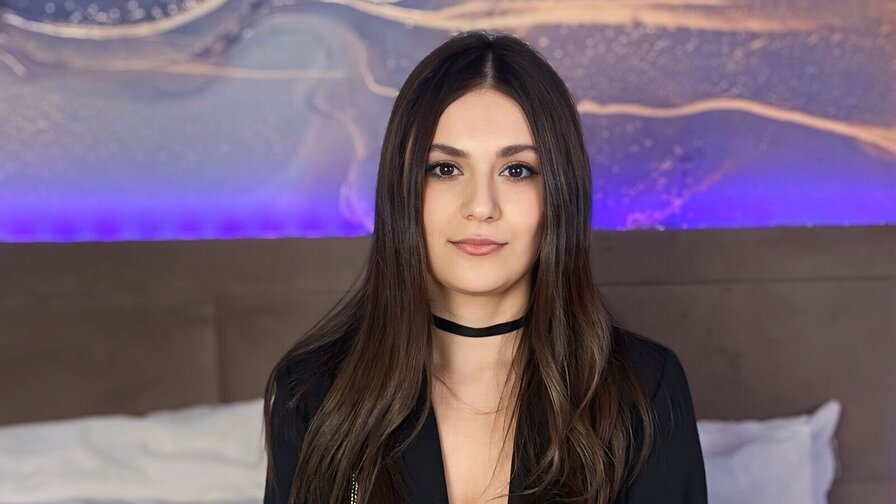 LeilaHoney